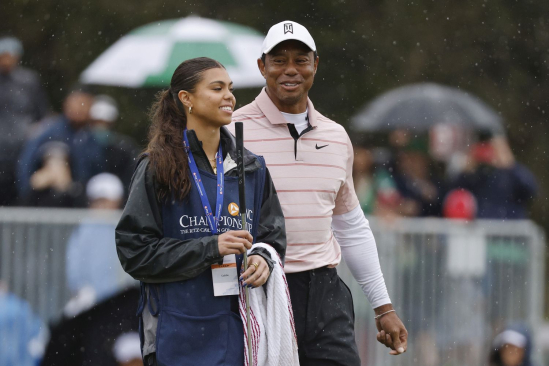Tiger Woods a Sam Woods (foto: GettyImages).
