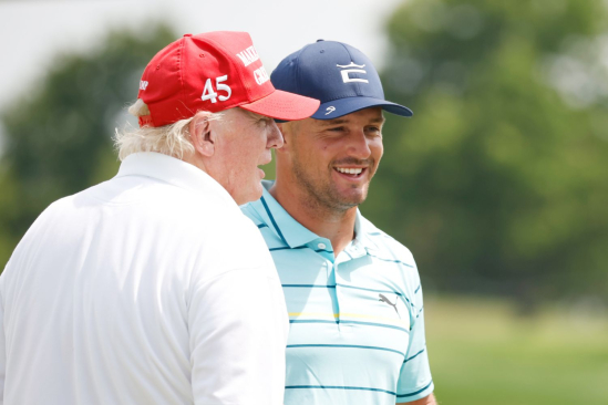 Donald Trump a Bryson DeChambeau (Foto: Getty Images)