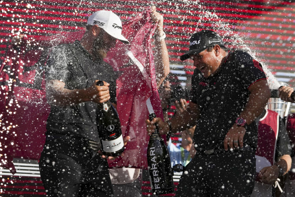 Dustin Johnson a Patrick Reed (Foto: Getty Images)