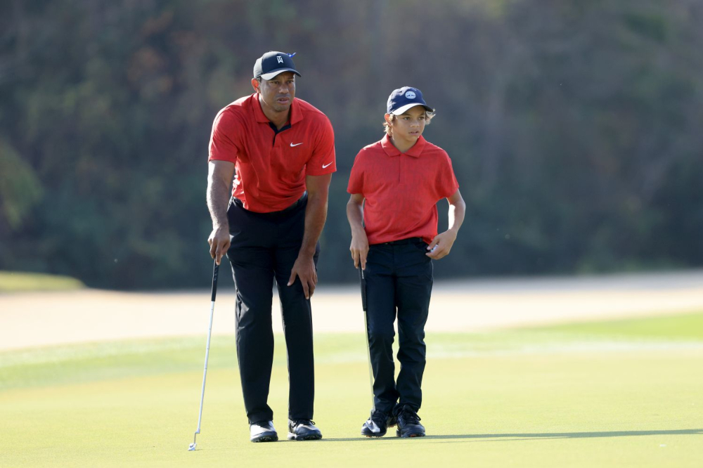 Tiger Woods a jeho syn Charlie (Foto: Getty Images)