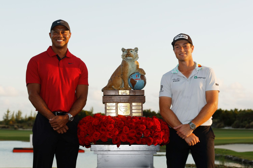 Viktor Hovland a Tiger Woods (Foto: Getty Images)