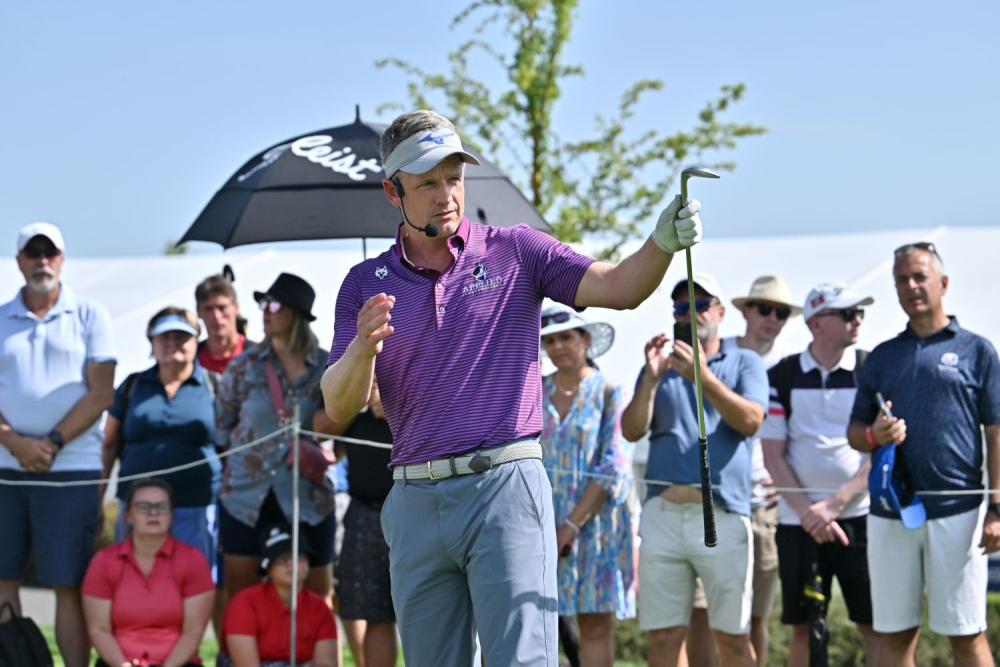 Luke Donald během své golfové kliniky na Czech Masters (Foto: Zdeněk Sluka)).