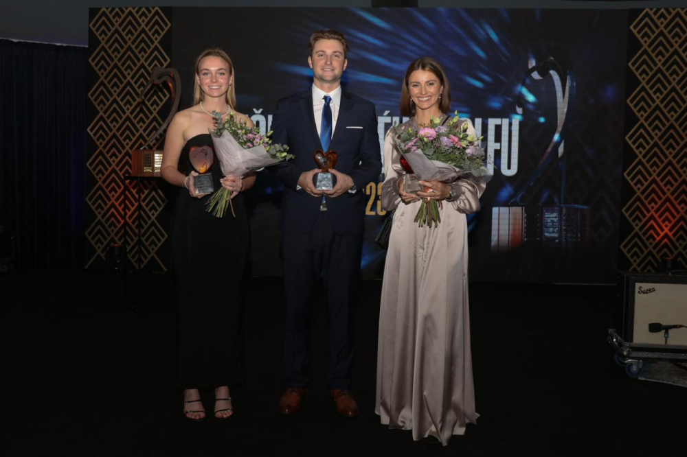 Denisa Vodičková, Jiří Zuska a Klára Davidson Spilková (foto: Annie Krčmářová) Denisa Vodičková, Jiří Zuska a Klára Davidson Spilková (foto: Annie Krčmářová)