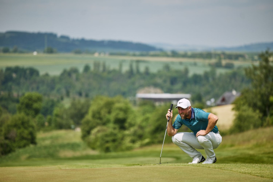 Skvělý start Kořínka do Pro Golf Tour v Rakousku. V cutu čtyři Češi