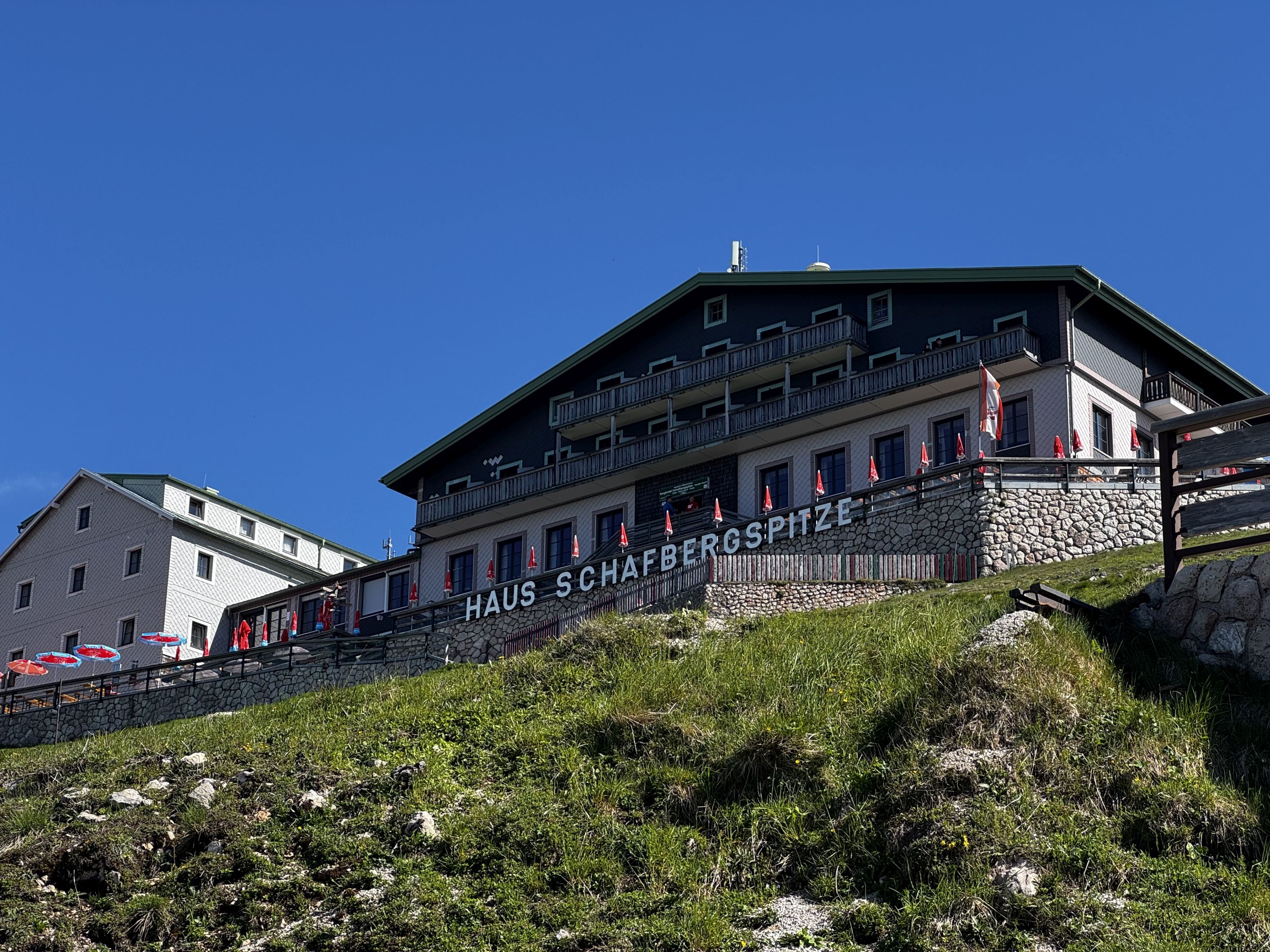 Haus Schafbergspitze (foto: Niki Tichotová)