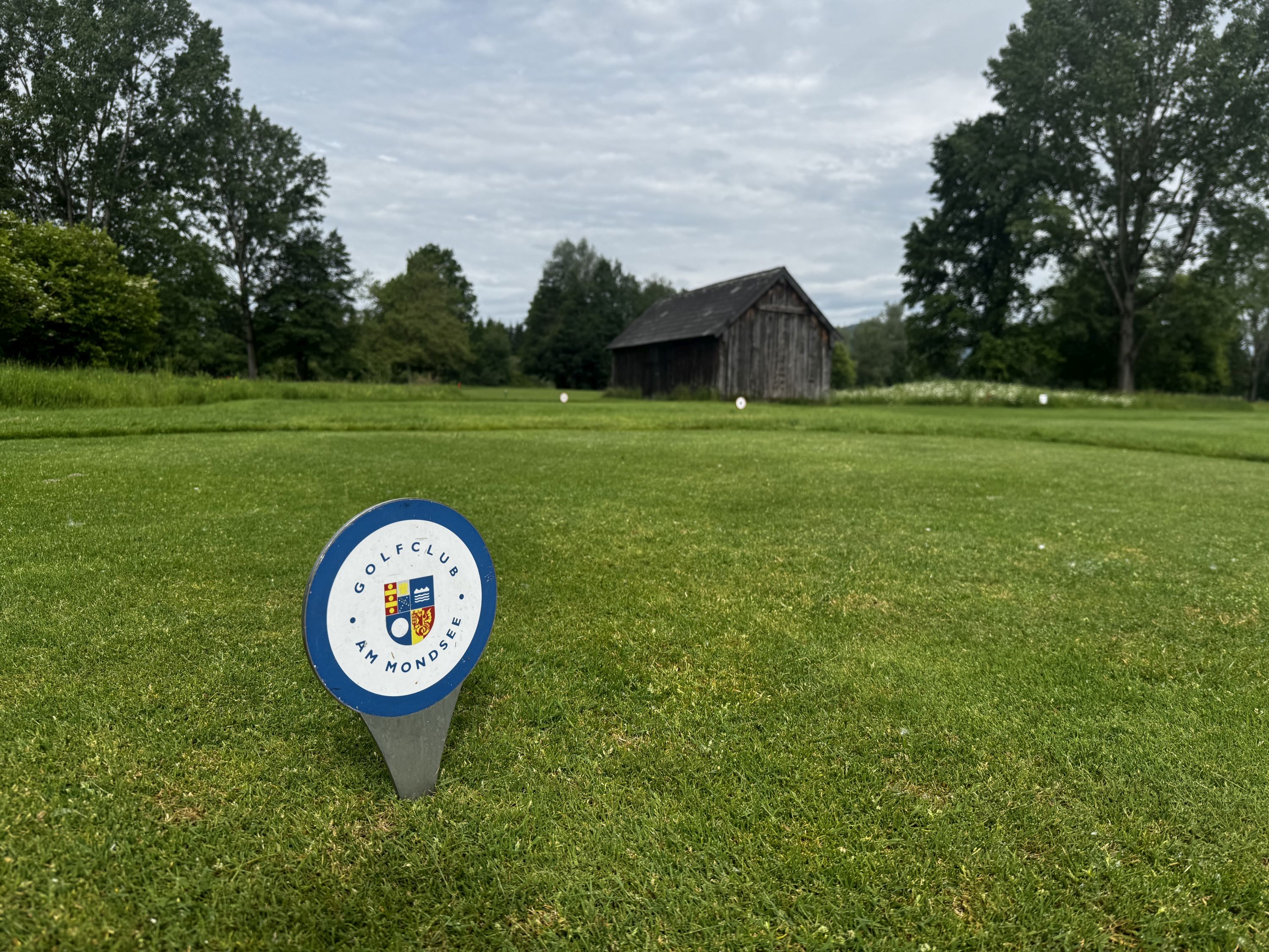 Golfové hřiště Am Mondsee (foto: Niki Tichotová)