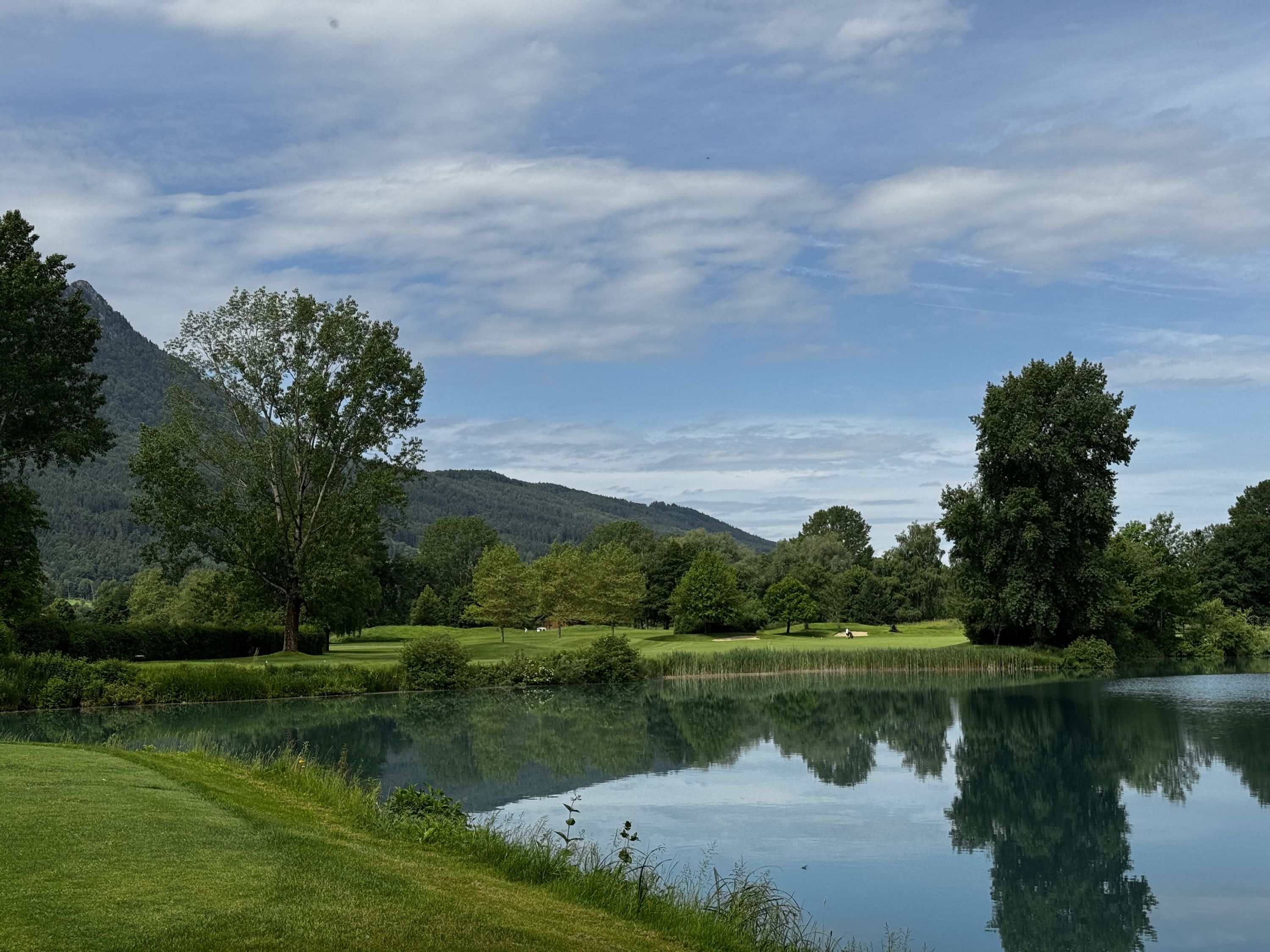 Golfové hřiště Am Mondsee (foto: Niki Tichotová)