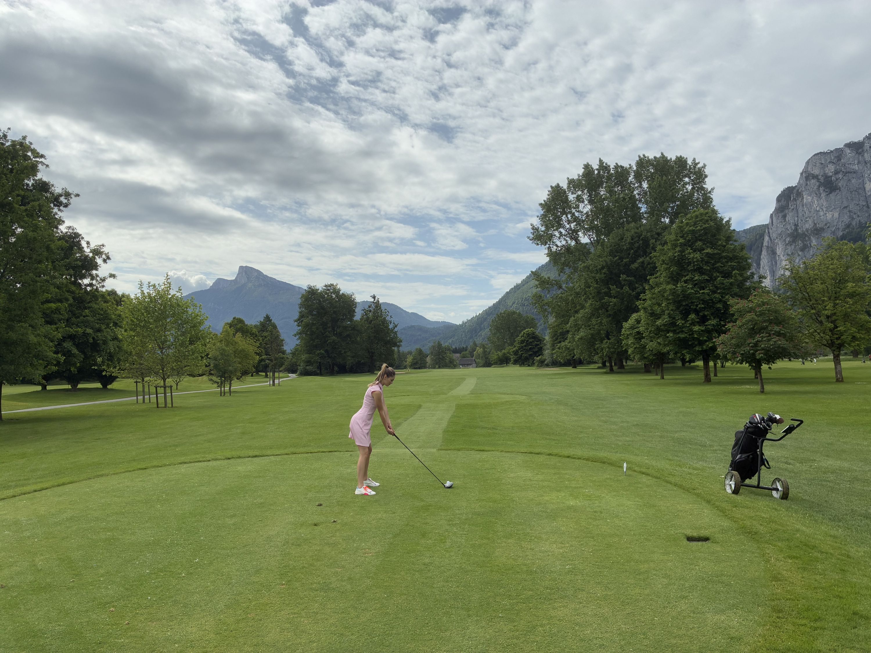 Golfové hřiště Am Mondsee (foto: Niki Tichotová)