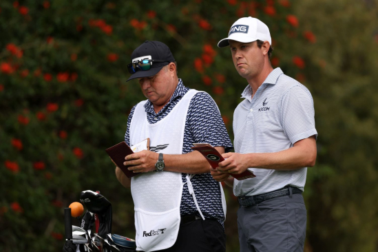 Harris English a caddy Eric Larson (foto: GettyImages).
