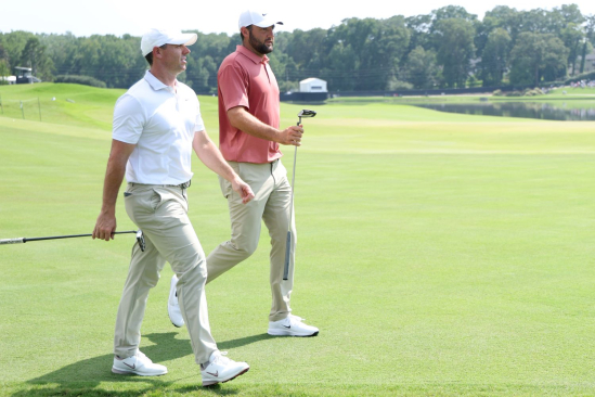 Rory McIlroy a Scottie Scheffler (foto: GettyImages).