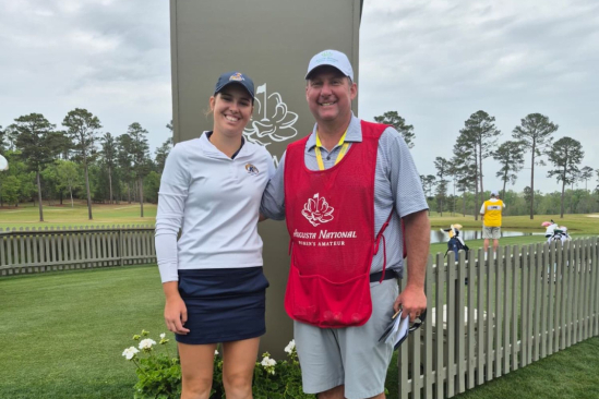 Veronika Kedroňová a její kedík a univerzitní kouč Casey VanDamme (foto: Zuzana Kedroňová).