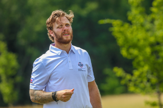 David Pastrňák během Golf Hockey Challenge 2024 (foto: Annie Krčmářová)