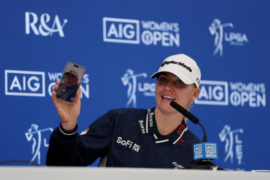 Charley Hull na tiskové konferenci (foto: Getty Images)