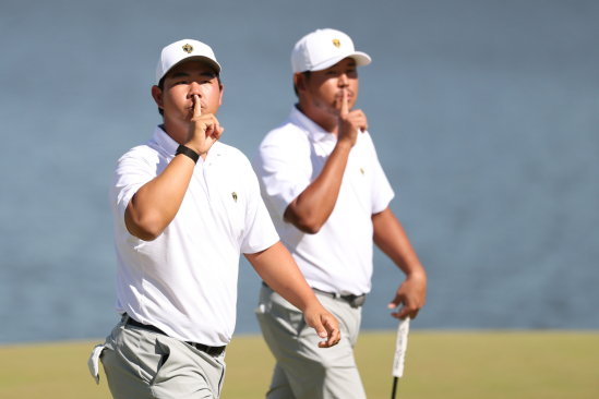 Jihokorejské duo Tom Kim a Si Woo Kim (foto: Getty Images)
