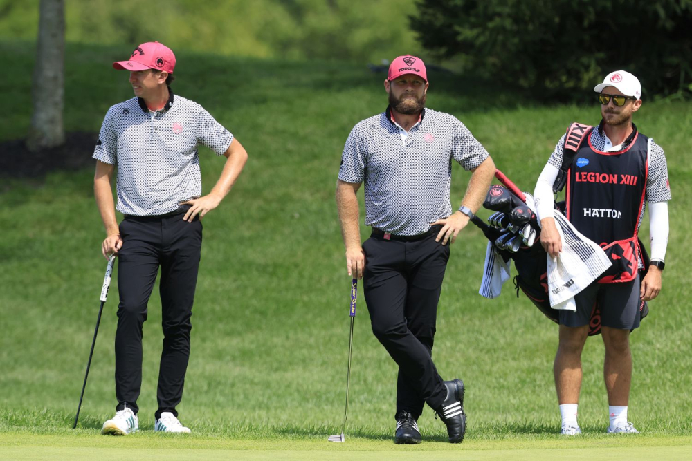 Hráči LIV Golf Tom McKibbin (vlevo) a Tyrrell Hatton (foto: GettyImages).