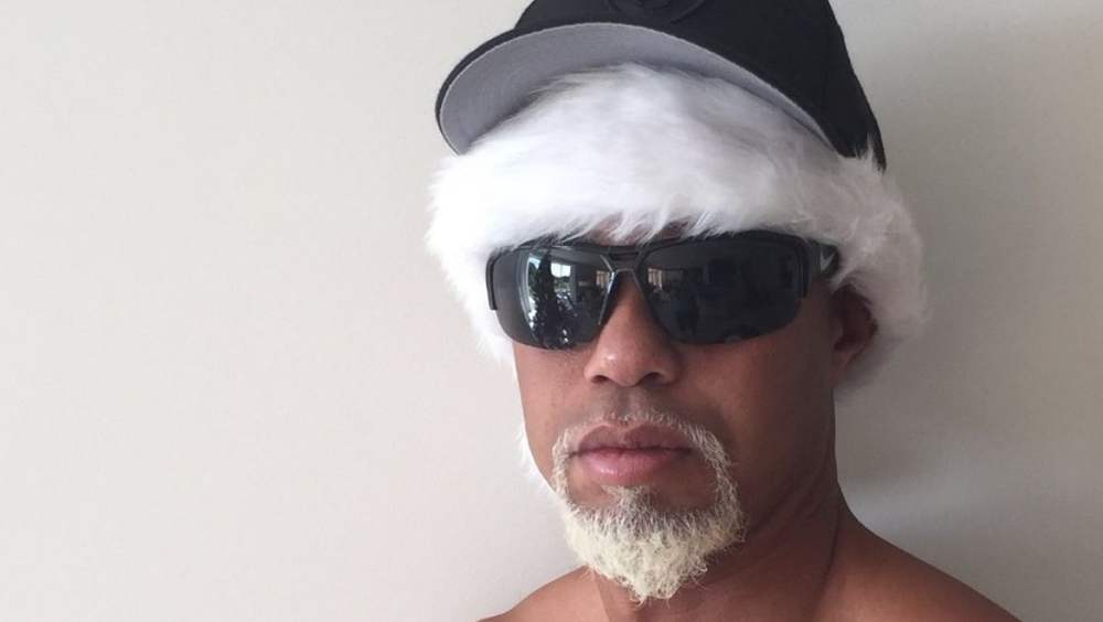 Tiger Woods jako Santa