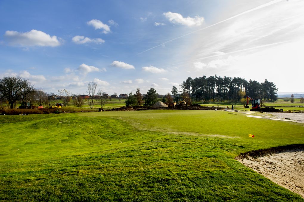 Albatross změny na 18. greenu