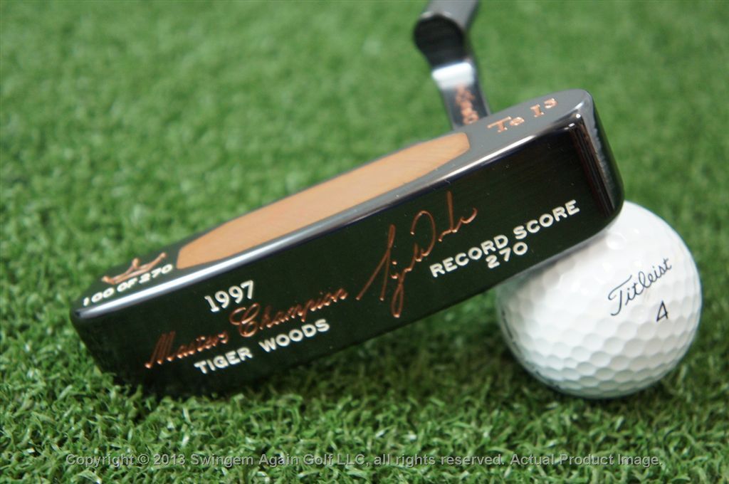 Replika putteru Tigera Woodse z Masters 1997