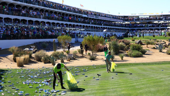 Chvíle po esu na šestnáctce TPC Scottsdale