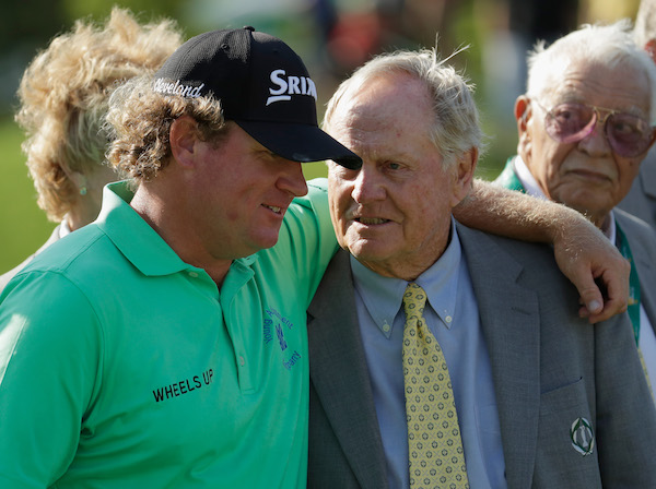 Willam McGirt přijímá gratulace od Jacka Nicklause (foto: GettyImages)